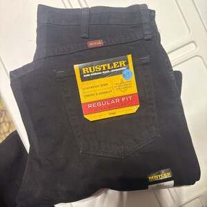 NWT Rustler by Wrangler Men's Regular Fit Straight Leg Black Jeans